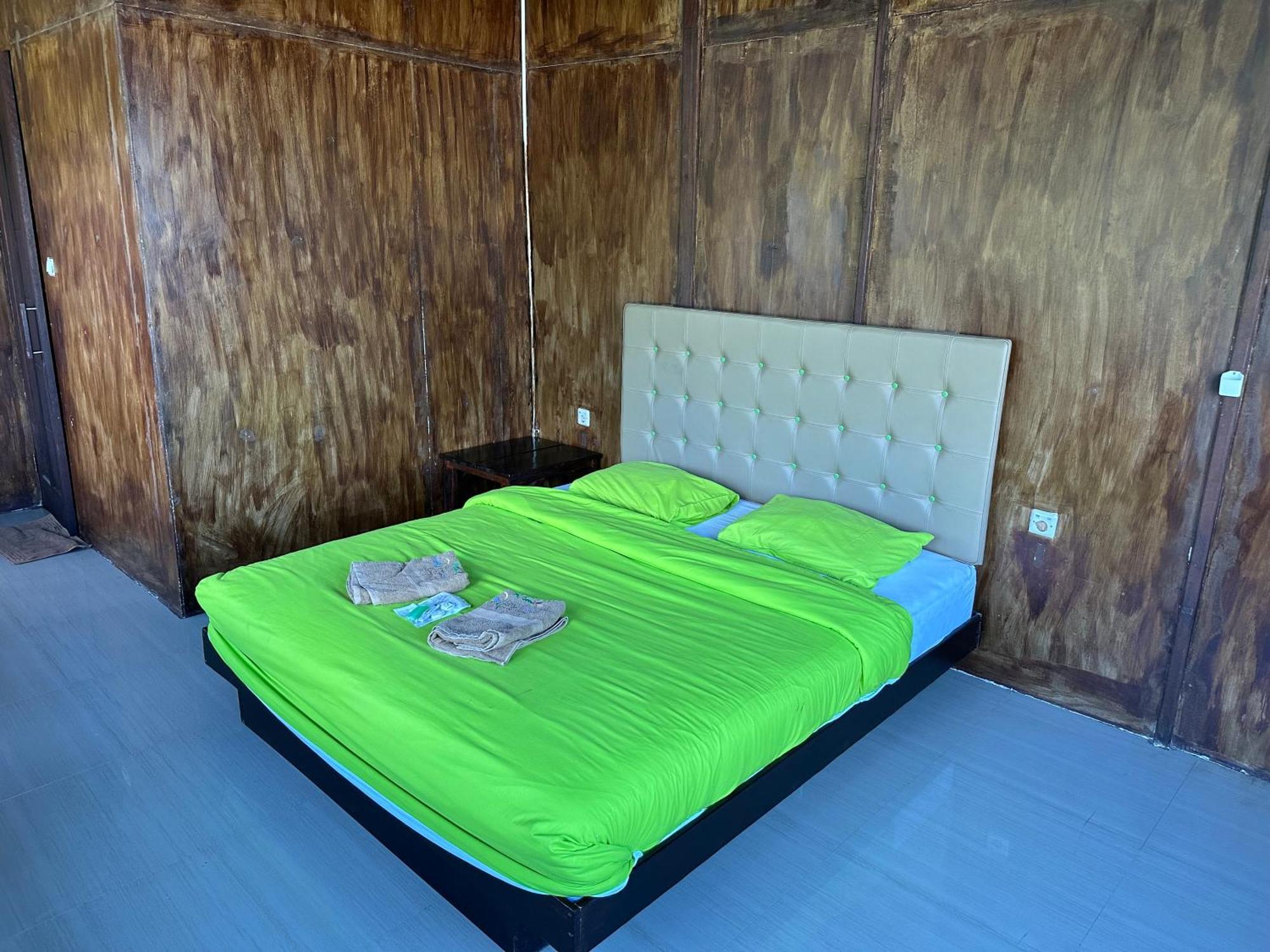 Mooi Park Hotel Sorong Bagian luar foto